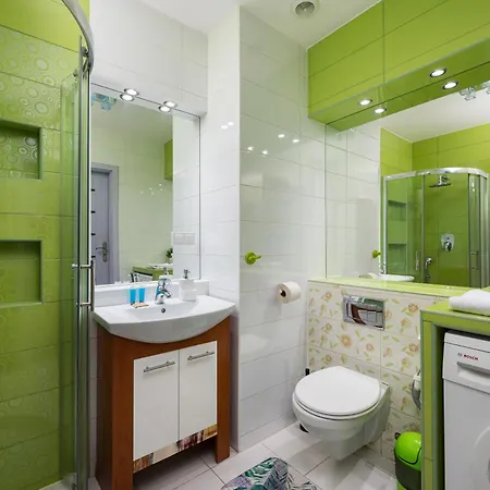 Aleja Krakowska Homely Apartment Warsaw Exterior photo