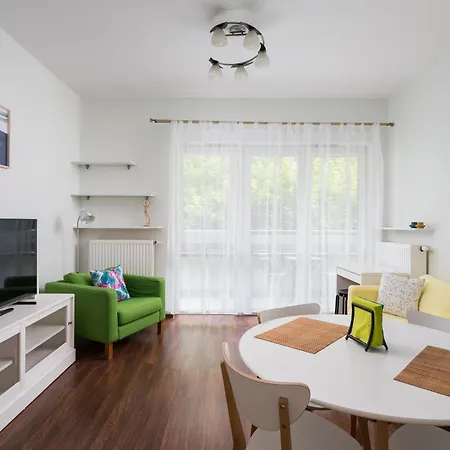 Aleja Krakowska Homely Apartment Warsaw Exterior photo